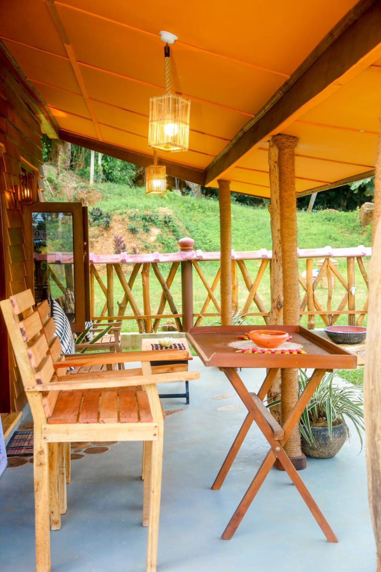 Вилла Blue Ocean Tree House Hiriketiya Диквелла Экстерьер фото